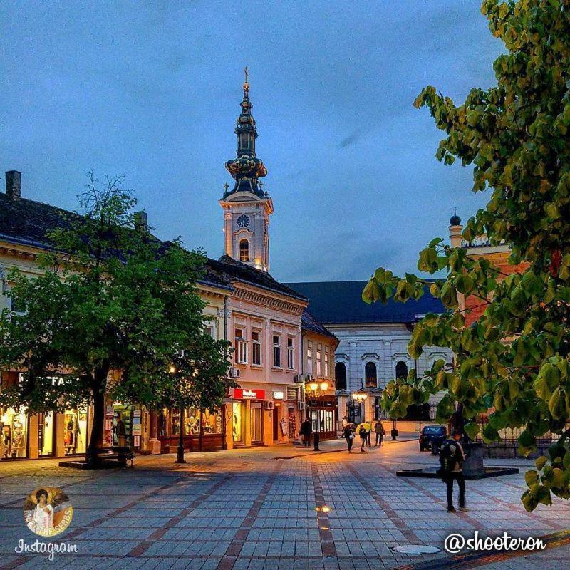 Laufer Pansiyon Novi Sad Dış mekan fotoğraf
