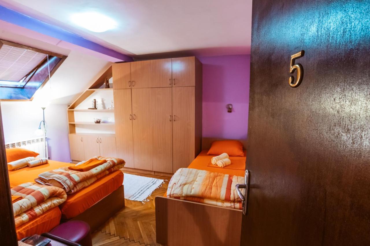 Laufer Pansiyon Novi Sad Dış mekan fotoğraf