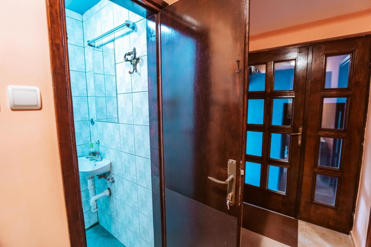 Laufer Pansiyon Novi Sad Dış mekan fotoğraf