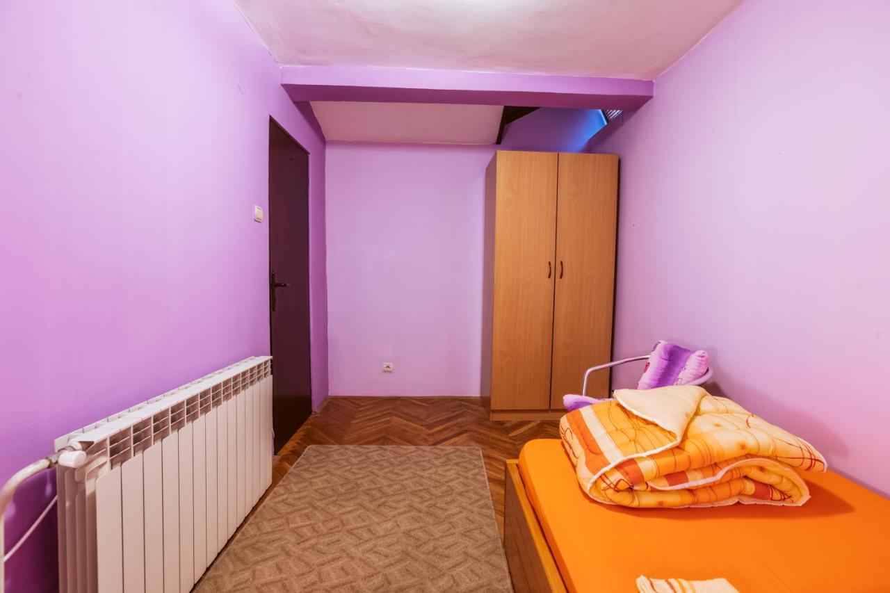 Laufer Pansiyon Novi Sad Dış mekan fotoğraf