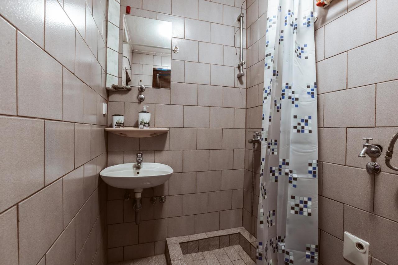 Laufer Pansiyon Novi Sad Dış mekan fotoğraf